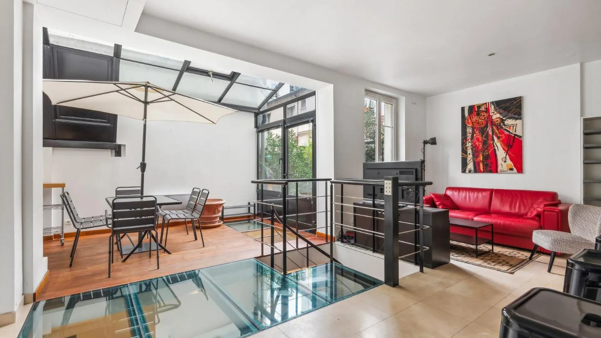 Апартаменты Loft De 80 M² Avec Jardin Privatif Париж