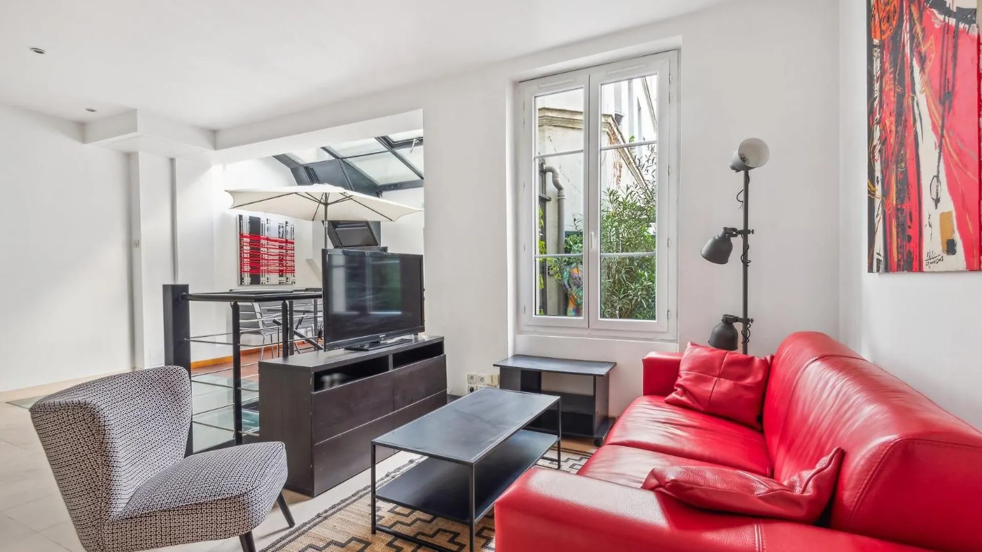 Апартаменты Loft De 80 M² Avec Jardin Privatif Париж
